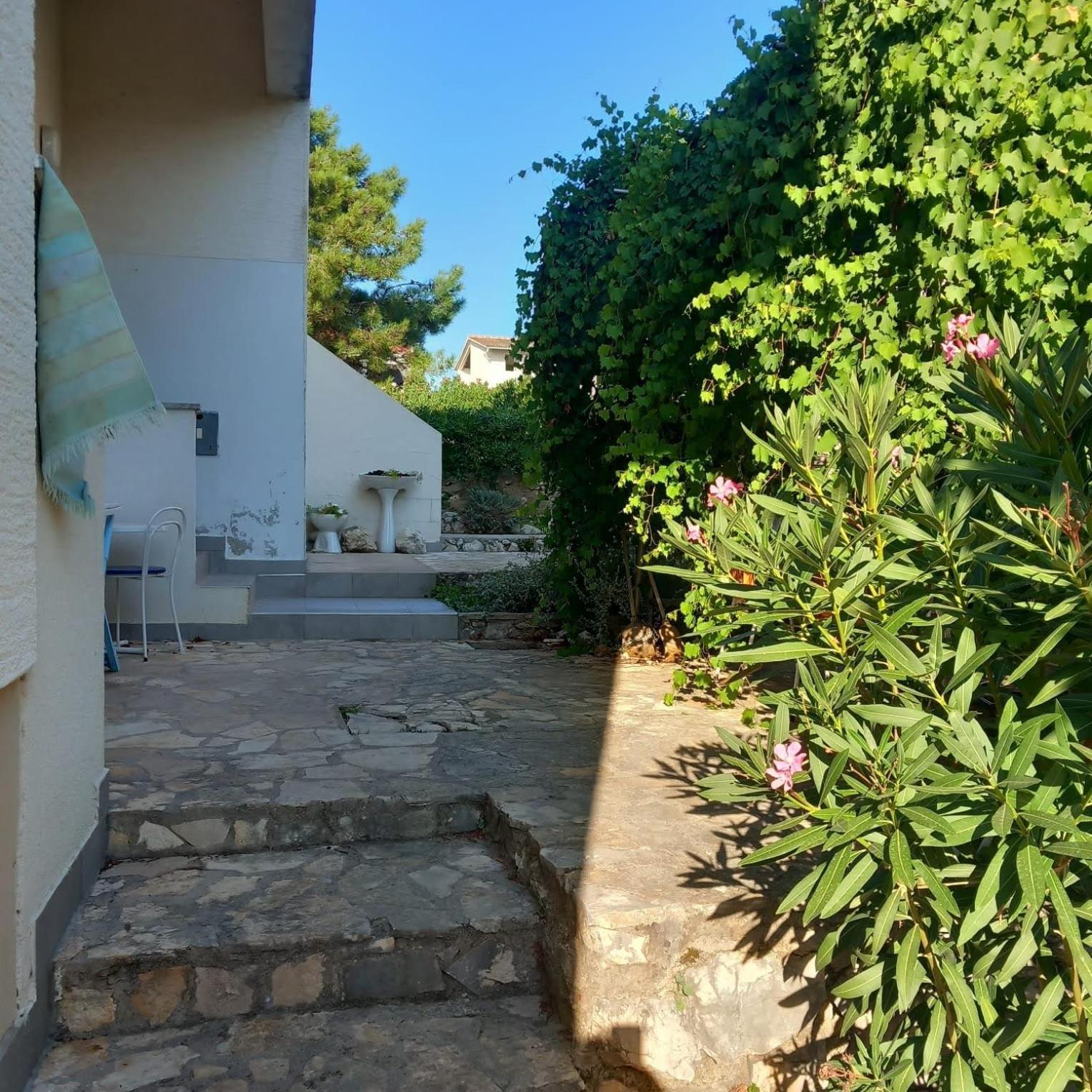 Apartmani Yin&Yang Novalja Exterior photo