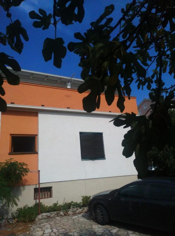 Apartmani Yin&Yang Novalja Exterior photo